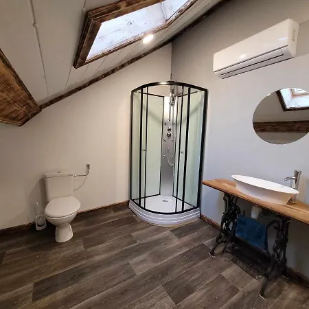 De La Ferme De La Comté